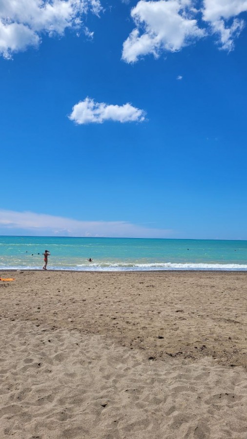Пляж и заход в море отеля Port Nature Luxury Resort Hotel Spa 5*